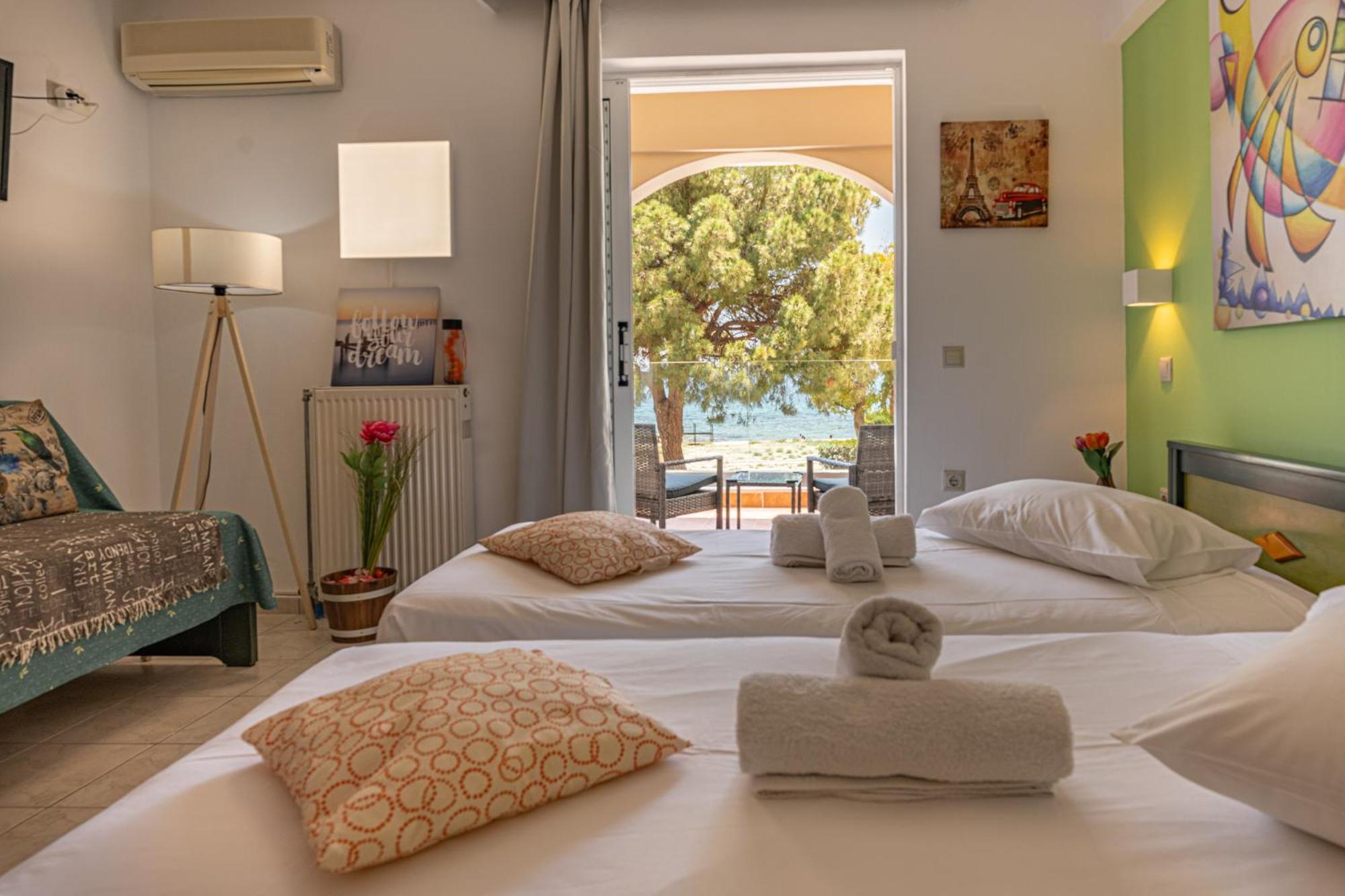 Mandy Seafront Studios Закинтос Екстериор снимка