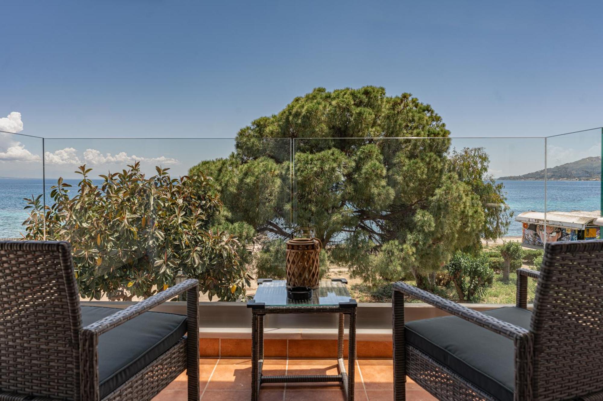 Mandy Seafront Studios Закинтос Стая снимка